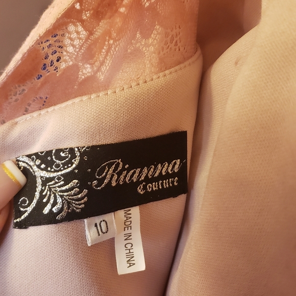 Woman evening/formal dress - Picture 4 of 8